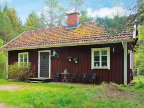 Two-Bedroom Holiday home in Åsarp 1, Åsarp